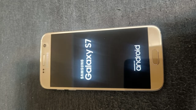 Tczew - SAMSUNG Galaxy S7 w kolorze złotym - jak NOWY!