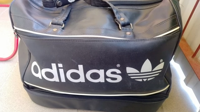Tczew - Torba skórzaną adidas