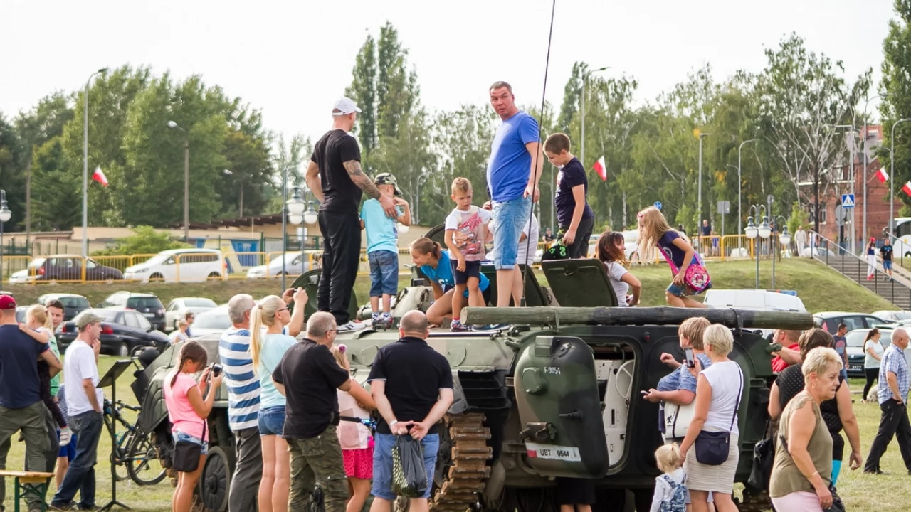 Tczew - Piknik historyczno - militarny na bulwarze