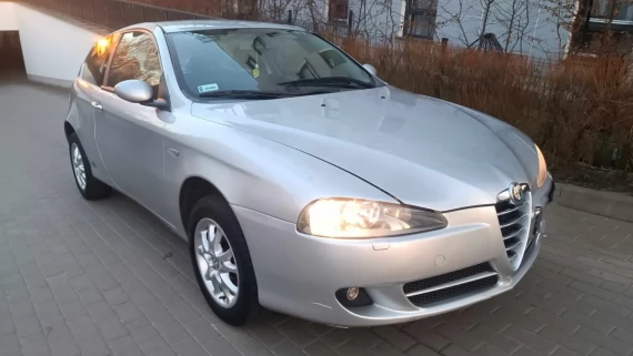 Tczew - Alfa Romeo 147 138 tysi Przebiegu 2005 rok 1, 6 Ben