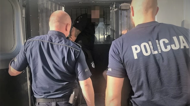 Tczew - Sprzedawali podróbki na targowisku - teraz grożą im 2 lata pozbawienia wolności