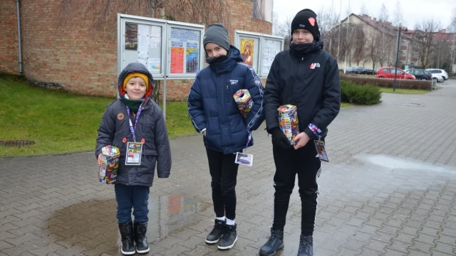 Tczew - Wielka Orkiestra Świątecznej Pomocy gra na ulicach Tczewa