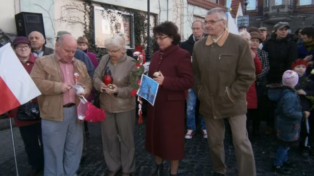 Tczew - Uroczystości smoleńskie w Tczewie. "Coraz więcej Polaków wierzy, że to był zamach"