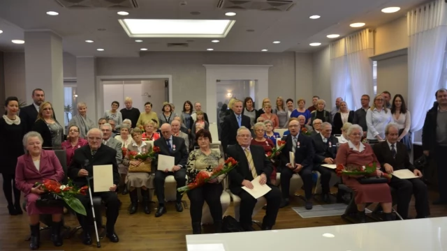 Tczew - Jubilaci nagrodzeni za długoletnie pożycie