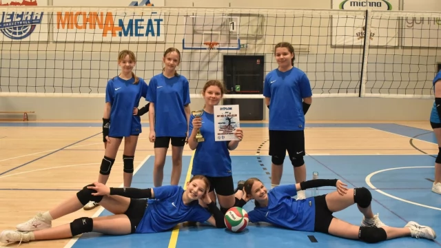 Tczew - Mistrzostwa Powiatu Tczewskiego w Piłce Siatkowej "2" Dziewcząt