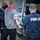 Tczew - Policjanci zatrzymali ściganego 2 nakazami. Za uchylanie się od alimentów trafi na ponad rok za kraty