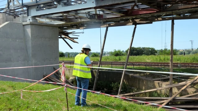 Tczew - Wypadek przy remoncie mostu! Zawaliło się rusztowanie - są ranni