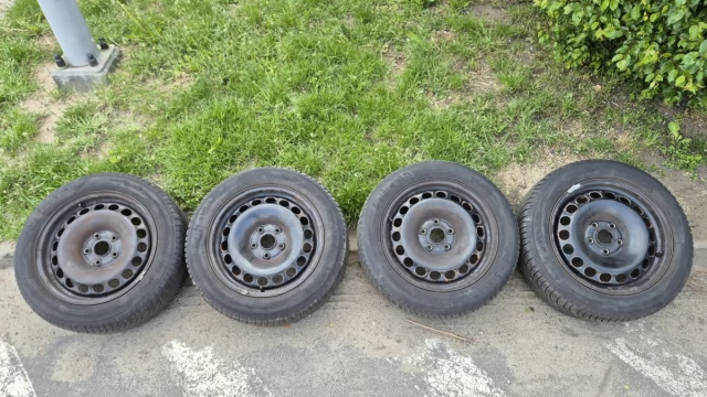 Tczew - Koła felgi stalowe 7Jx16 5x112 + opony 205/55 VW