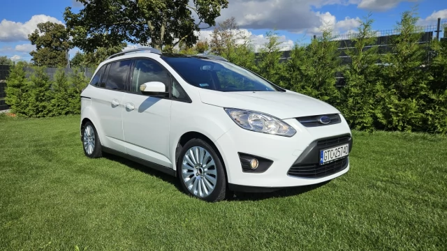Tczew - Ford Grand Cmax 7 osob 2011 rok doinwestowany