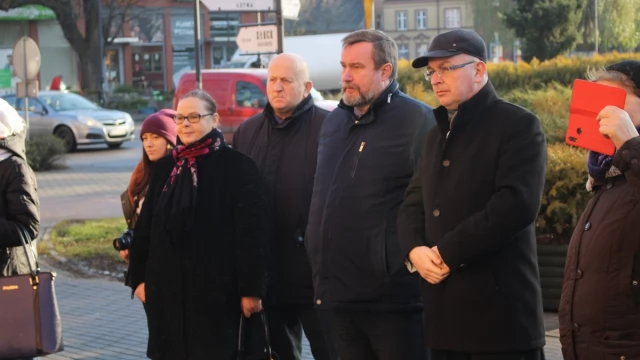 Tczew - Świątecznie i z kolędą - szopka i powitanie zimy
