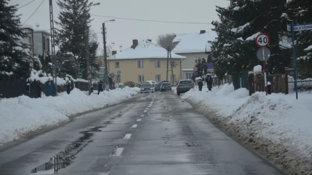 Tczew - Napadało białego puchu, jeszcze go przybędzie. Potem mróz