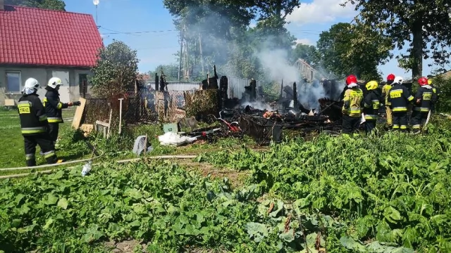 Tczew - Pożar w Międzyłężu. Na miejscu cztery zastępy straży