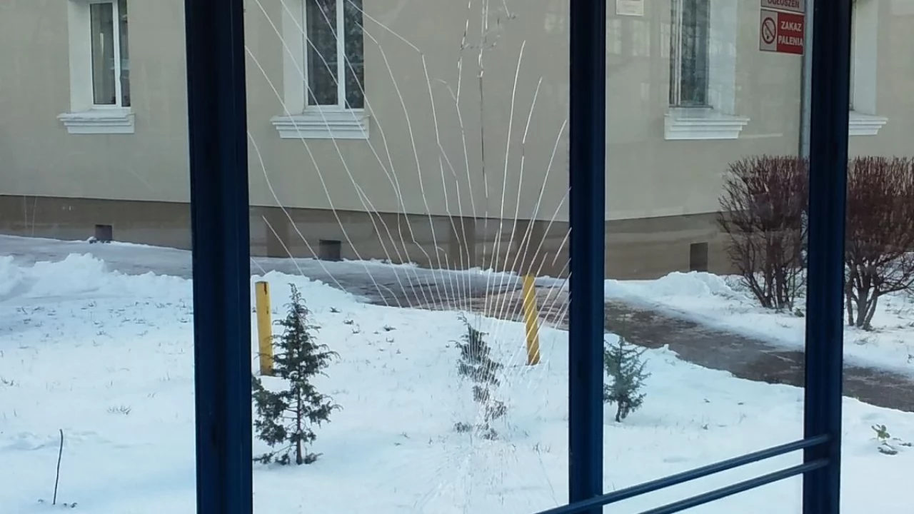 Tczew - Szok! Tak wandale niszczą nasze miasto