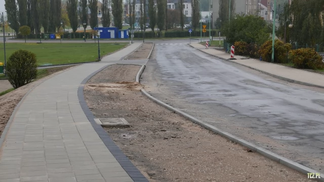 Tczew - Nowe chodniki nad Wisłą [FOTO] [bez komentarza]