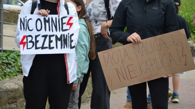 Tczew - "Ani jednej więcej". Demonstracja Strajku Kobiet w Tczewie