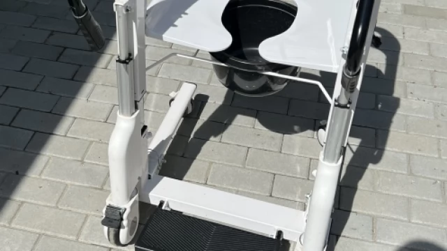 Tczew - Elektryczna wózek inwalidzki toaleta