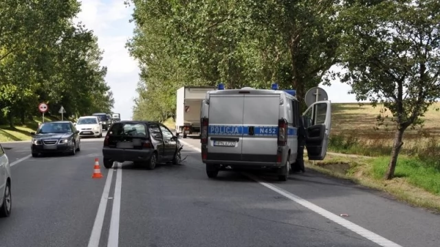 Tczew - Bez prawa jazdy najechała na tył busa