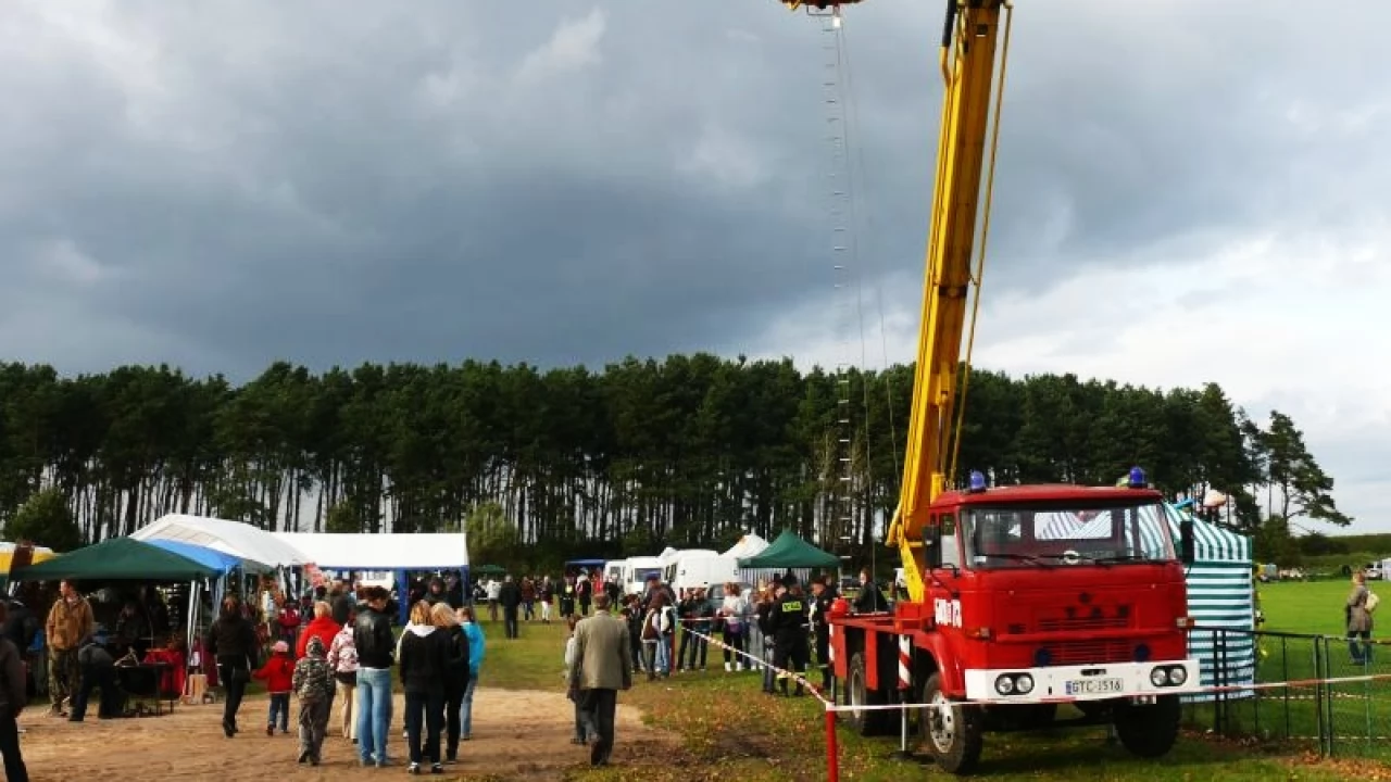 Tczew - Piknik Opaleński - wyścigi traktorów