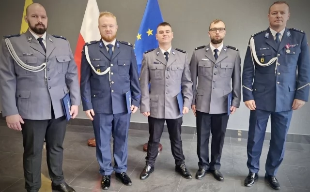 Tczew - Tczewscy policjanci nagrodzeni za bohaterstwo