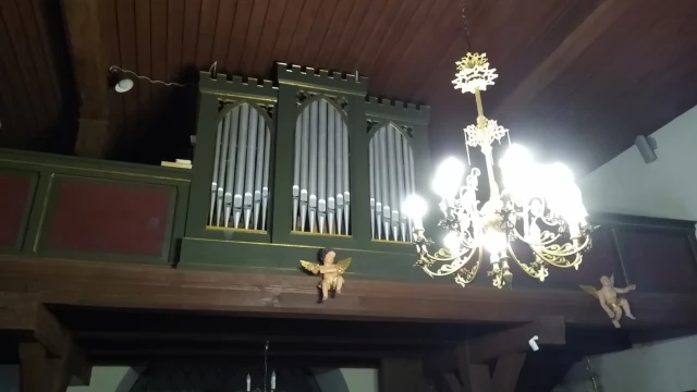 Tczew - Niebezpiecznie pękają mury świątyni. Kilka wieków temu Wisła zabrała tam 65 proc. osady