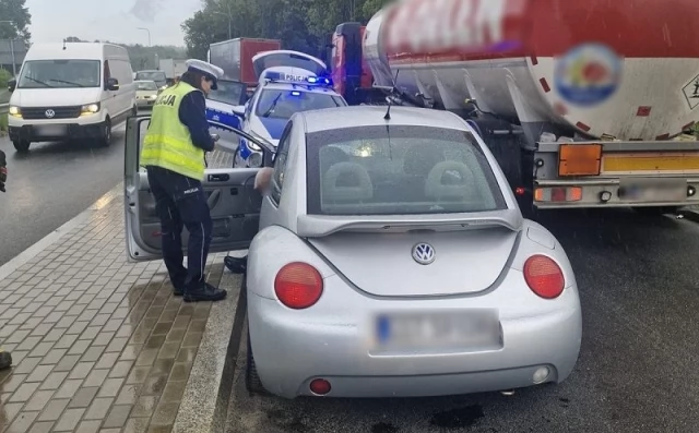 Tczew - Staranował latarnię. Na reakcję nie trzeba było długo czekać
