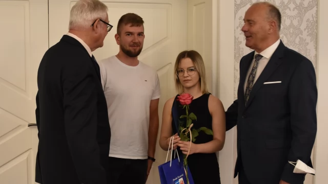 Tczew - I Gala "Absolwent Roku" - najlepsi uczniowie wyróżnieni