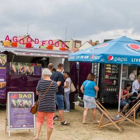 Tczew - Foodtrucki i Flyball nad Wisłą