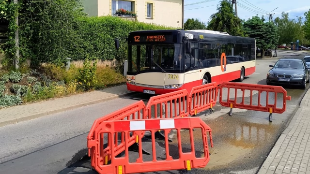 Tczew - Zmiany w kursowaniu autobusów po awarii wodociągowej na Broniewskiego