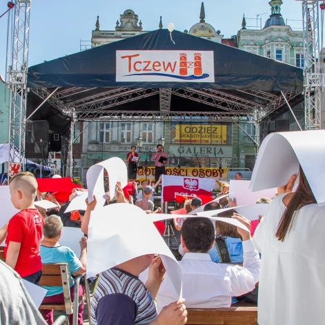 Tczew - Dzień Godności Osoby Niepełnosprawnej. Wystąpił CZESŁAW ŚPIEWA SOLO ACT