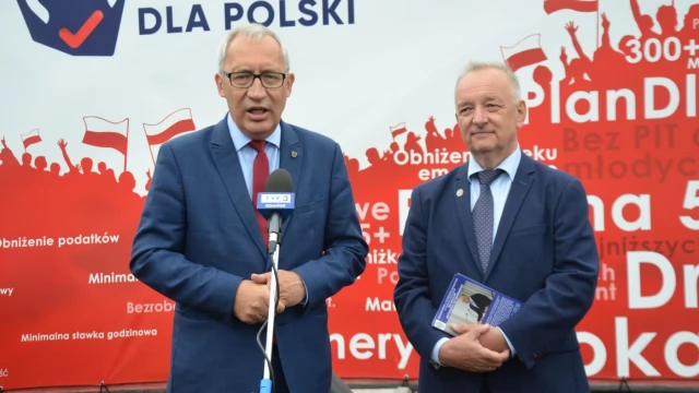Tczew - PiSbus i inauguracja kampanii w Tczewie. Partyjne hasło "Dobry czas dla Polski"
