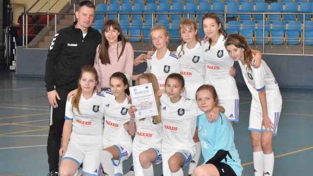 Tczew - Powiatowe Igrzyska Młodzieży Szkolnej w Halowej Piłce Nożnej Dziewcząt