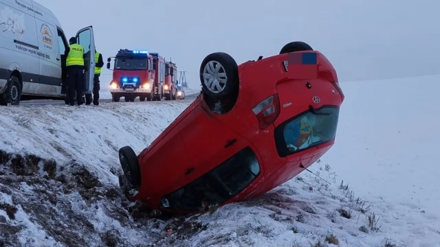 Tczew - Trudne warunki na drogach - są wypadki i kolizje. Uważajcie!