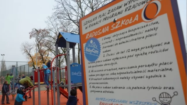 Tczew - Piąty plac zabaw "Radosna Szkoła" gotowy
