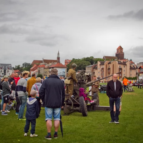 Tczew - Piknik historyczno - militarny na bulwarze