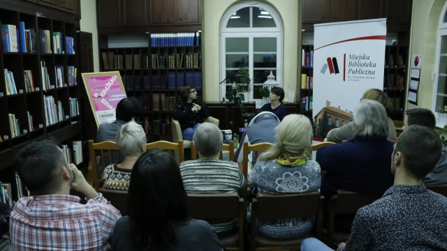 Tczew - Spotkanie autorskie z Magdaleną Grzebałkowską