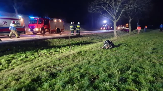 Tczew - Wypadek na dk 91. Nie żyje jedna osoba, ranni zakleszczeni w pojazdach [AKTUALIZACJA]