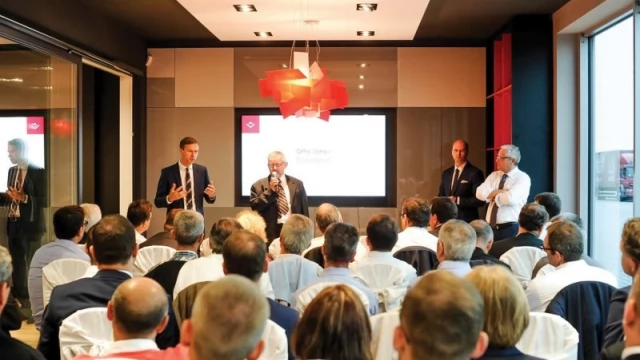 Tczew - Lech Wałęsa u podtczewskiego producenta stolarki