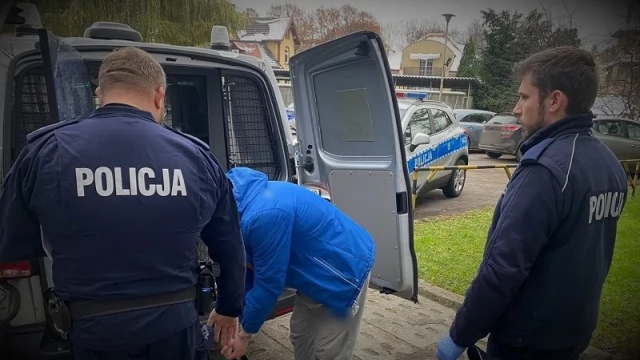 Tczew - Kryminalni zatrzymali trzech poszukiwanych