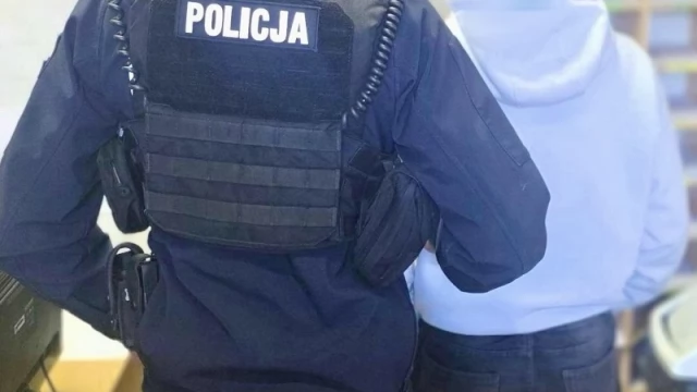 Tczew - Czujność policjantów pomogła odnaleźć zaginionego 17-latka