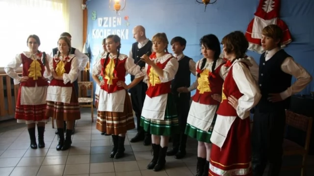 Tczew - Dzień Kociewski w Piasecznie. Młodzi poznawali tradycje