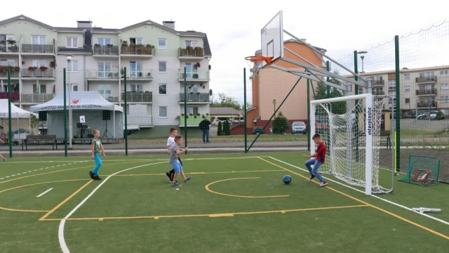 Tczew - Skwer sportowo-rekreacyjny na Bajkowym oddany do użytku