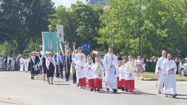 Tczew - Boże Ciało wierni wyszli na ulice