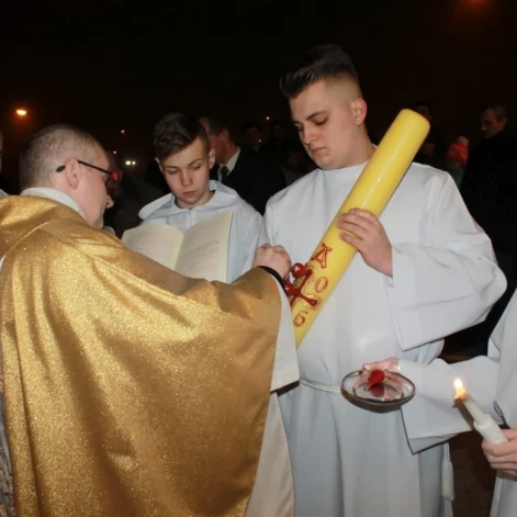 Tczew -  Wigilia Paschalna w parafii pw. NMP Matki Kościoła