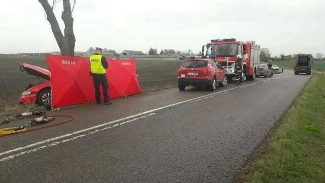 Tczew - Tragedia na lokalnej drodze. Nie żyją dwie kobiety