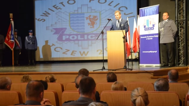Tczew - Mundurowi świętują. Policja ma już 99 lat