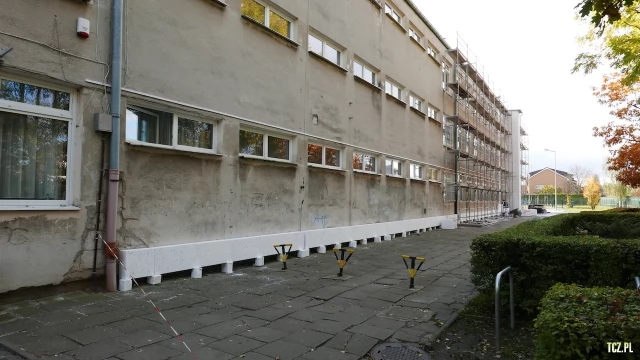 Tczew - "Dziesiątka" doczekała się termomodernizacji [FOTO] [bez komentarza]