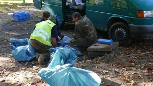Tczew - Koniec ekshumacji w Parku Kopernika - wydobyto szczątki ponad 500 osób