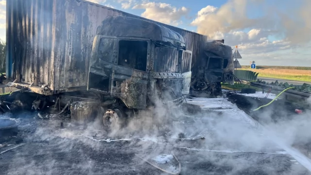 Tczew - Tragedia na A1. Płoną ciężarówki, nie żyje mężczyzna [AKTUALIZACJA]