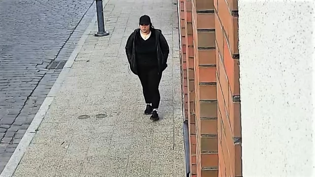 Tczew - Mundurowi poszukują tej kobiety w związku z oszustwami "na policjanta"