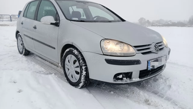 Tczew - VW Golf V 1.9 TDI Climatronic ISOFIX Tempomat